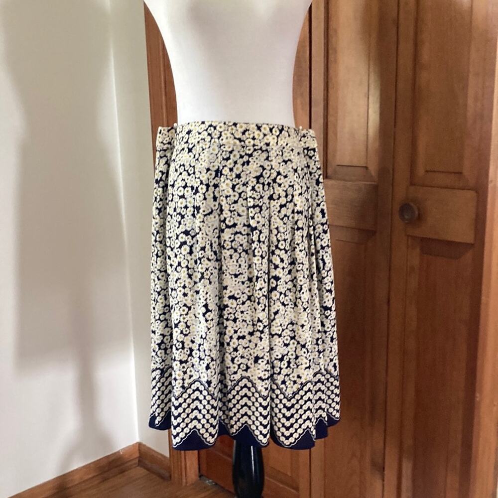 Talbots Daisy Print Chiffon Full Skirt, Size 6P
